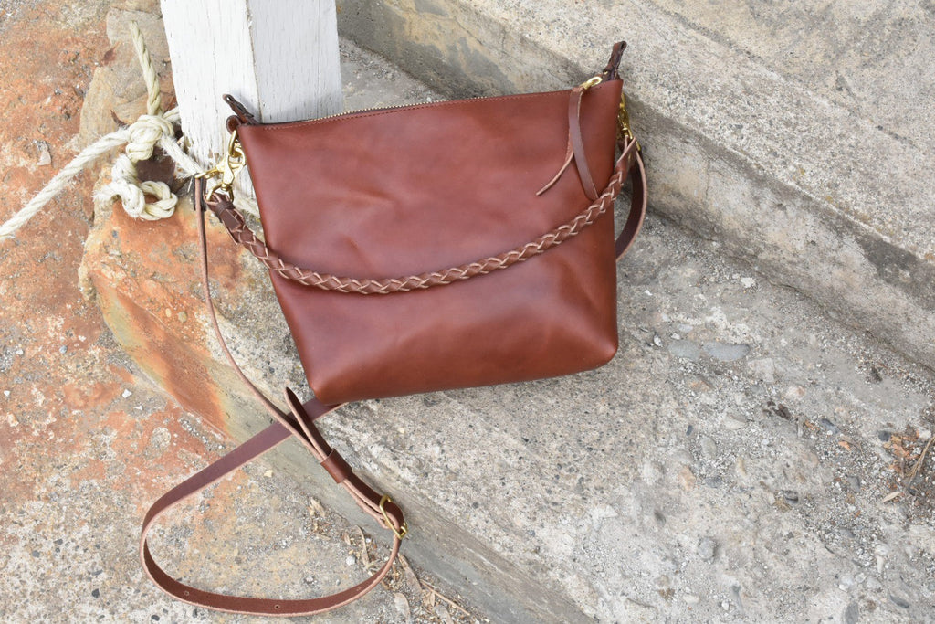 The Mountain Purse